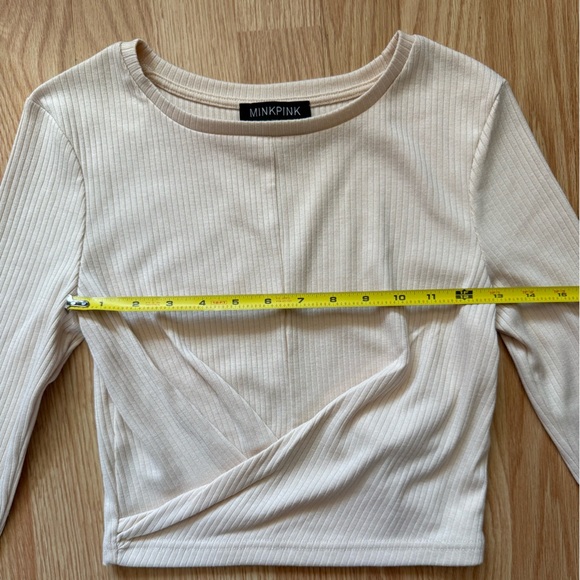 REVOLVE MinkPink Twist Tee Size XS - Picture 5 of 6